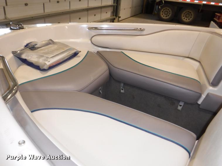 image for item CA9744 1994 Bayliner Caprice 1850LS boat