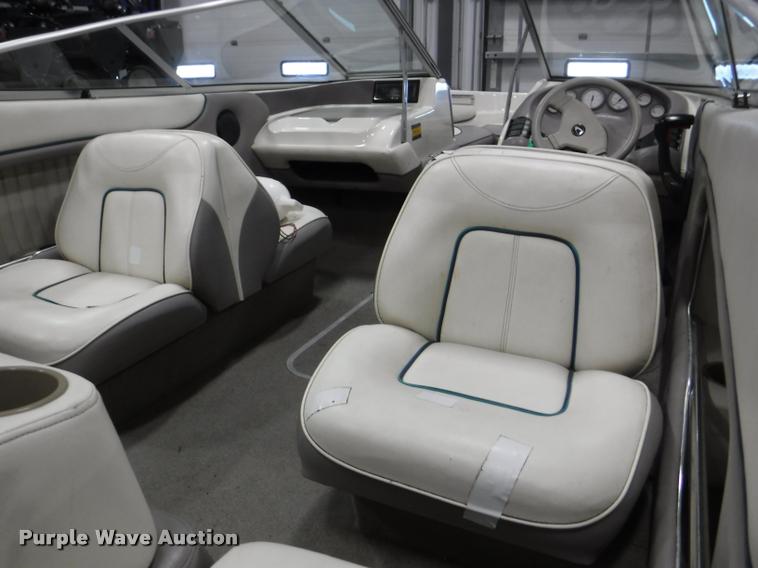 image for item CA9744 1994 Bayliner Caprice 1850LS boat