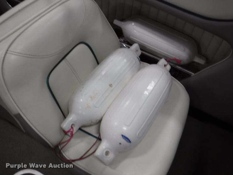 image for item CA9744 1994 Bayliner Caprice 1850LS boat