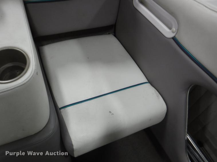 image for item CA9744 1994 Bayliner Caprice 1850LS boat