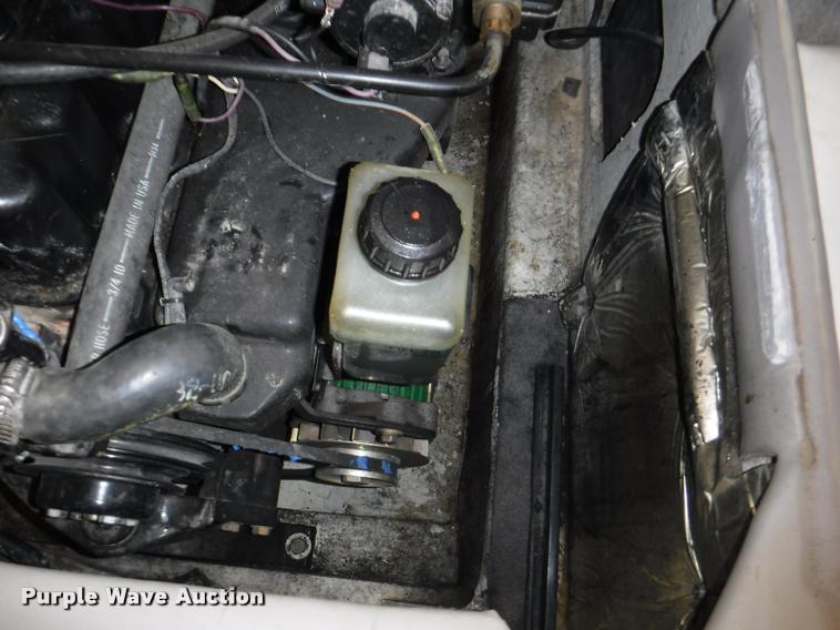 image for item CA9744 1994 Bayliner Caprice 1850LS boat