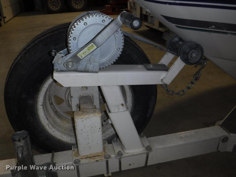 image for item CA9744 1994 Bayliner Caprice 1850LS boat