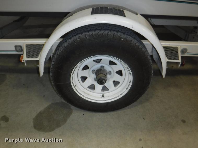 image for item CA9744 1994 Bayliner Caprice 1850LS boat