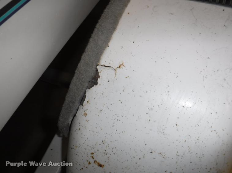 image for item CA9744 1994 Bayliner Caprice 1850LS boat