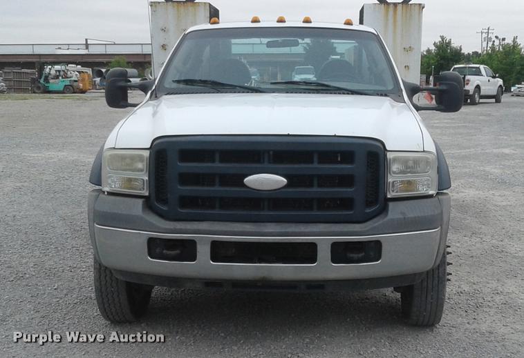 image for item DA1089 2006 Ford F550 XL utility truck