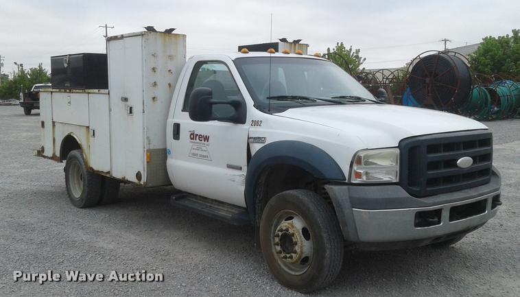 image for item DA1089 2006 Ford F550 XL utility truck