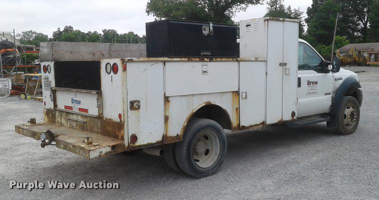 image for item DA1089 2006 Ford F550 XL utility truck