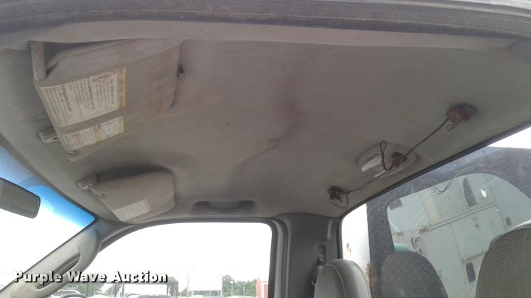 image for item DA1089 2006 Ford F550 XL utility truck