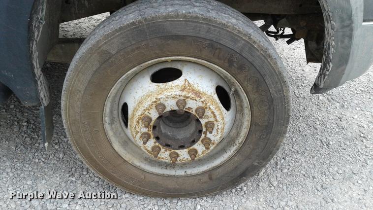 image for item DA1089 2006 Ford F550 XL utility truck