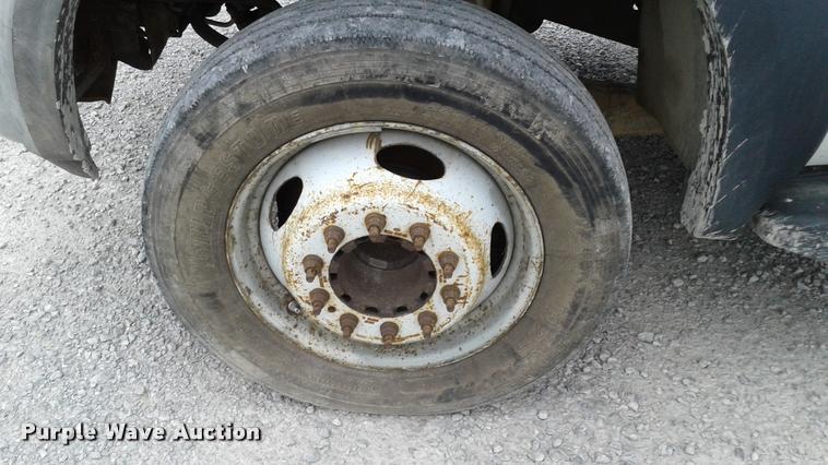 image for item DA1089 2006 Ford F550 XL utility truck