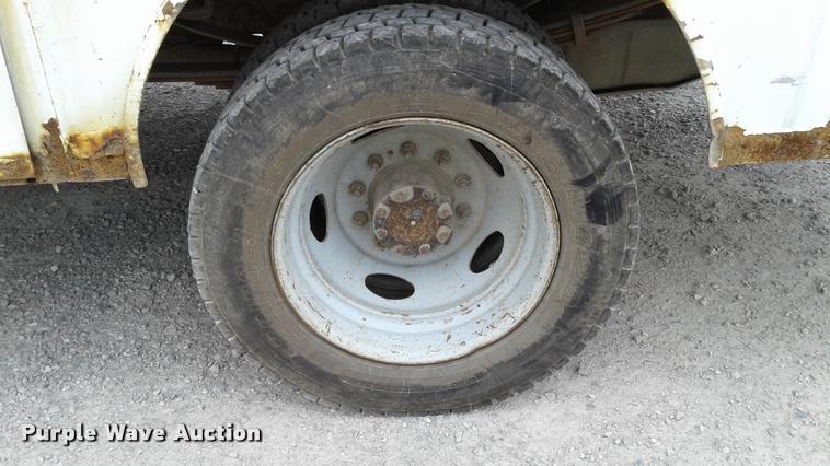image for item DA1089 2006 Ford F550 XL utility truck