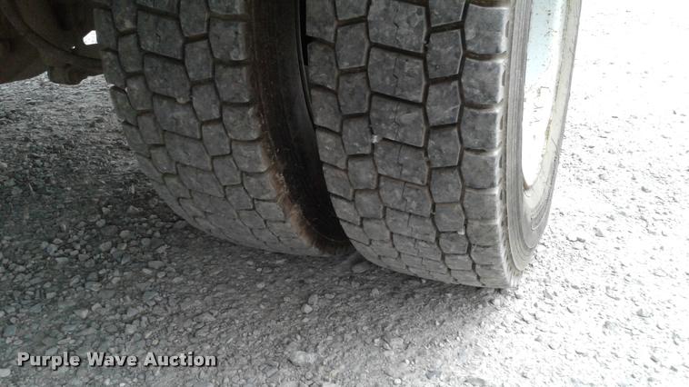 image for item DA1089 2006 Ford F550 XL utility truck