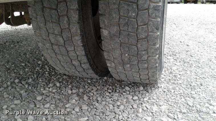 image for item DA1089 2006 Ford F550 XL utility truck