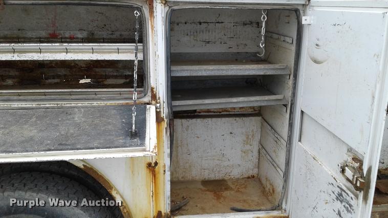 image for item DA1089 2006 Ford F550 XL utility truck