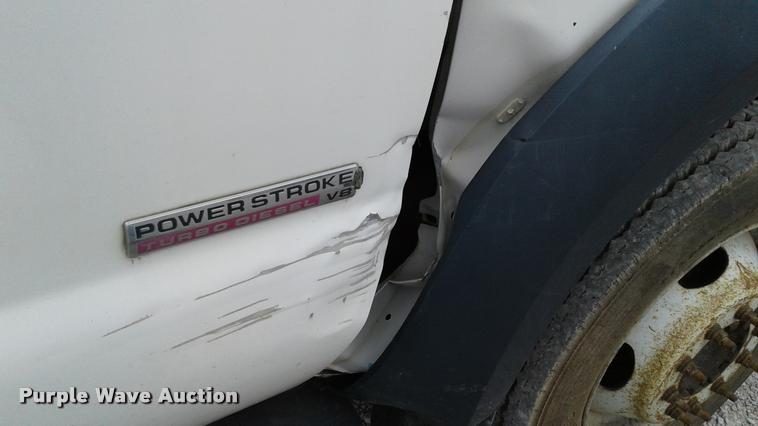 image for item DA1089 2006 Ford F550 XL utility truck