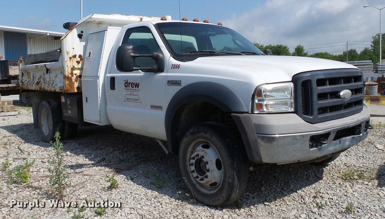 image for item DA1091 2006 Ford F550 dump truck