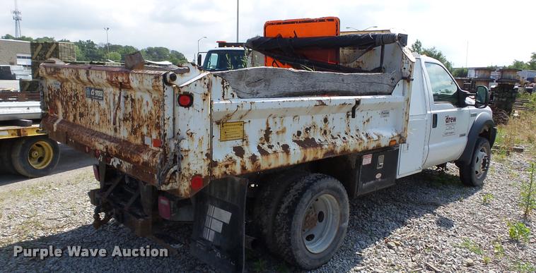 image for item DA1091 2006 Ford F550 dump truck