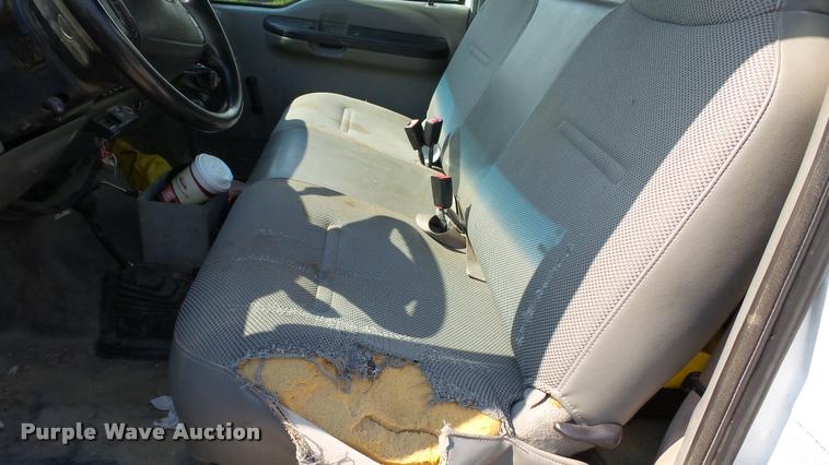 image for item DA1091 2006 Ford F550 dump truck