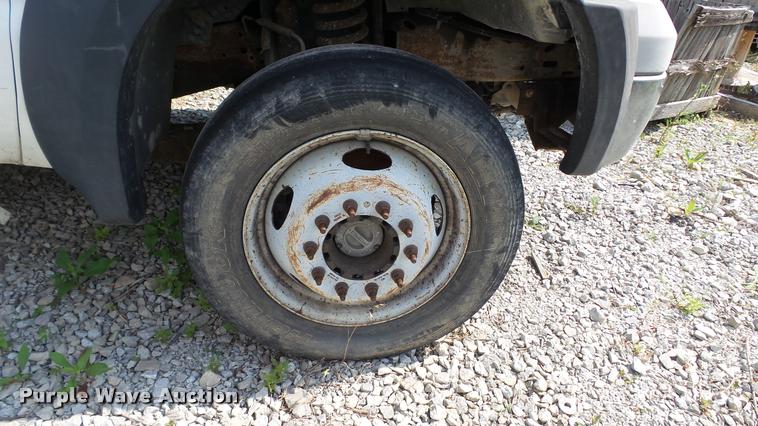 image for item DA1091 2006 Ford F550 dump truck