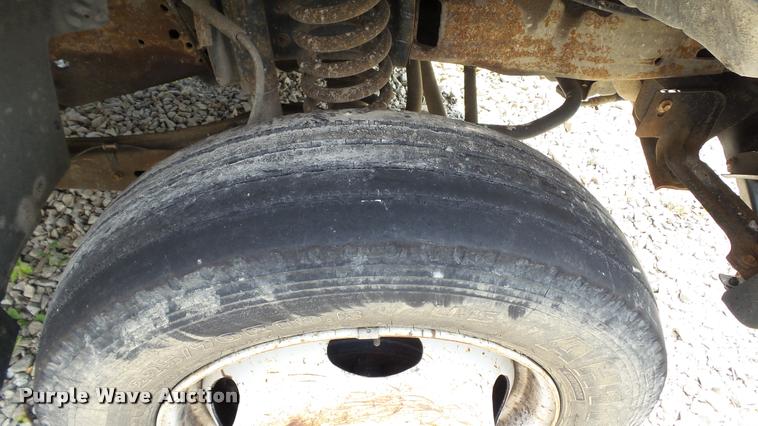 image for item DA1091 2006 Ford F550 dump truck