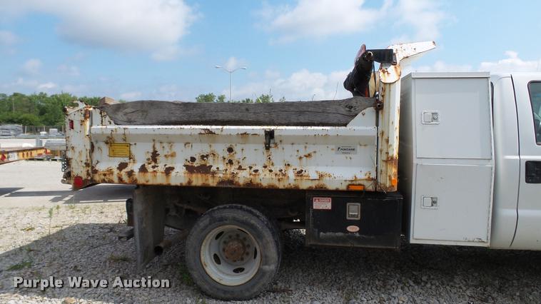 image for item DA1091 2006 Ford F550 dump truck