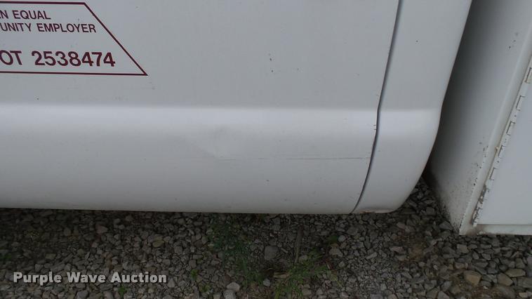 image for item DA1091 2006 Ford F550 dump truck