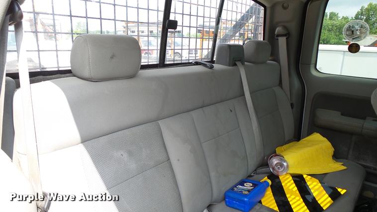 image for item DA1092 2005 Ford F150 XLT SuperCab pickup truck