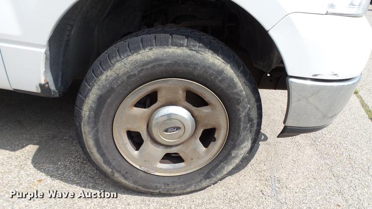 image for item DA1092 2005 Ford F150 XLT SuperCab pickup truck