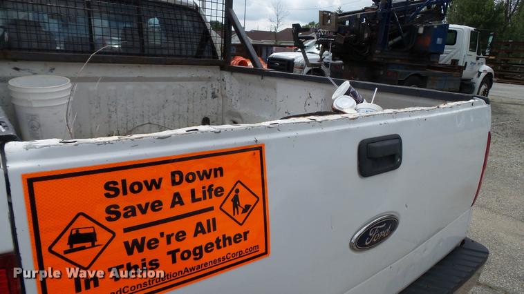 image for item DA1092 2005 Ford F150 XLT SuperCab pickup truck