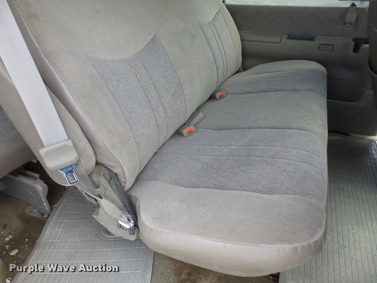 image for item DA1551 2001 Chevrolet Astro van