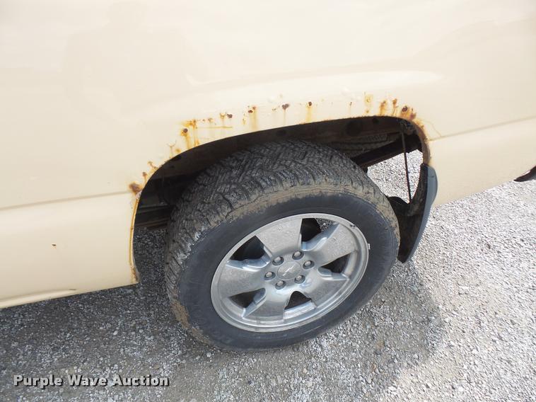 image for item DA1555 2006 Chevrolet Silverado 1500 Ext. Cab pickup truck