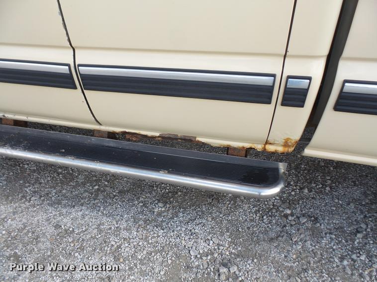 image for item DA1556 2002 Chevrolet Silverado 2500HD Ext. Cab pickup truck