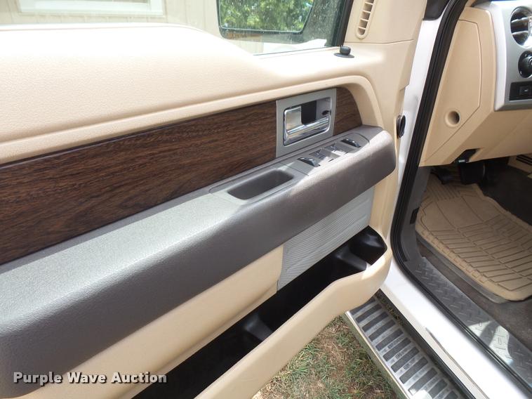 image for item DA1573 2013 Ford F150 Lariat SuperCab pickup truck