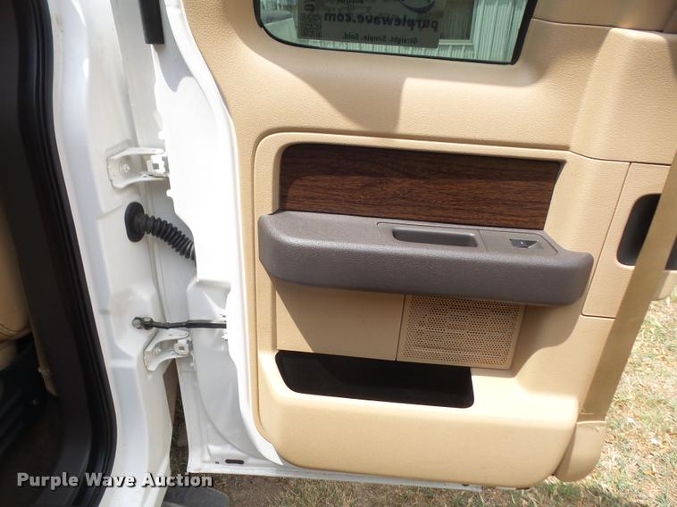 image for item DA1573 2013 Ford F150 Lariat SuperCab pickup truck