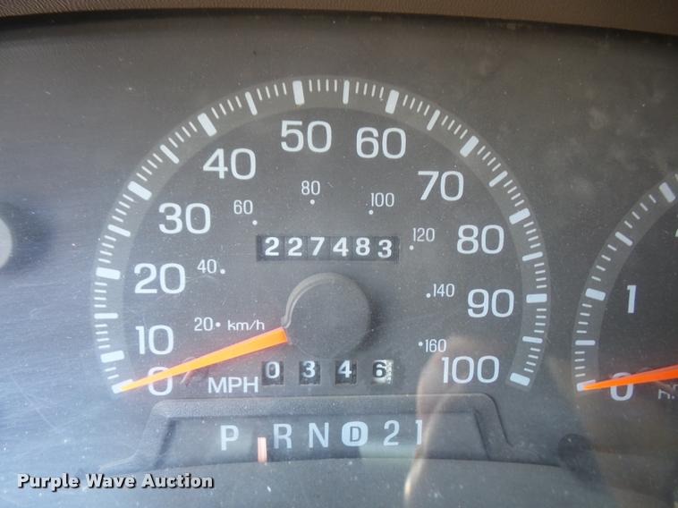 image for item DA1586 1997 Ford F250 SuperCab pickup truck