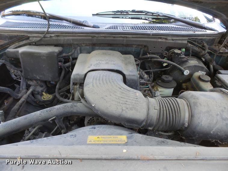 image for item DA1586 1997 Ford F250 SuperCab pickup truck