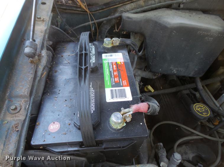 image for item DA1586 1997 Ford F250 SuperCab pickup truck