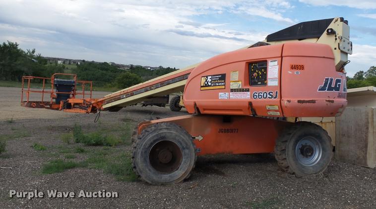 image for item DA3559 2008 JLG 660SJ boom lift