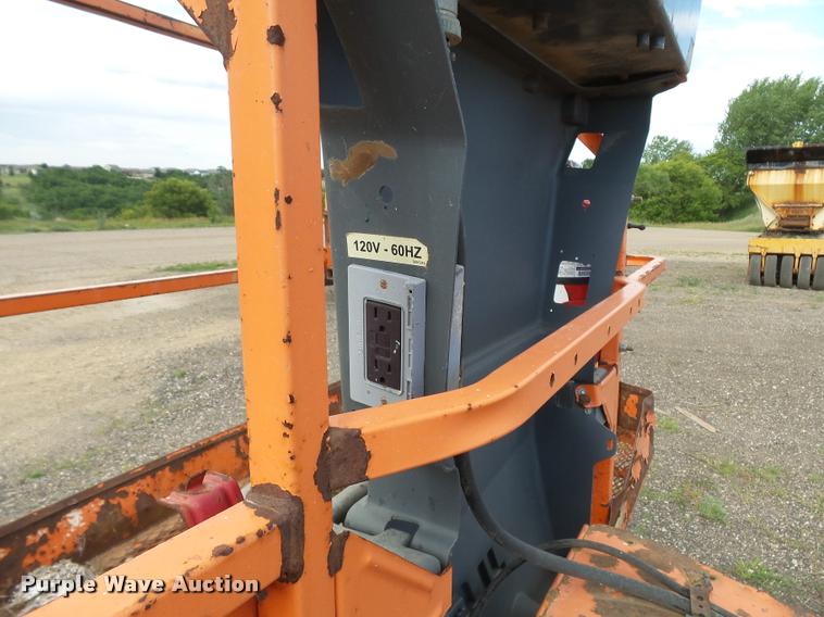 image for item DA3559 2008 JLG 660SJ boom lift