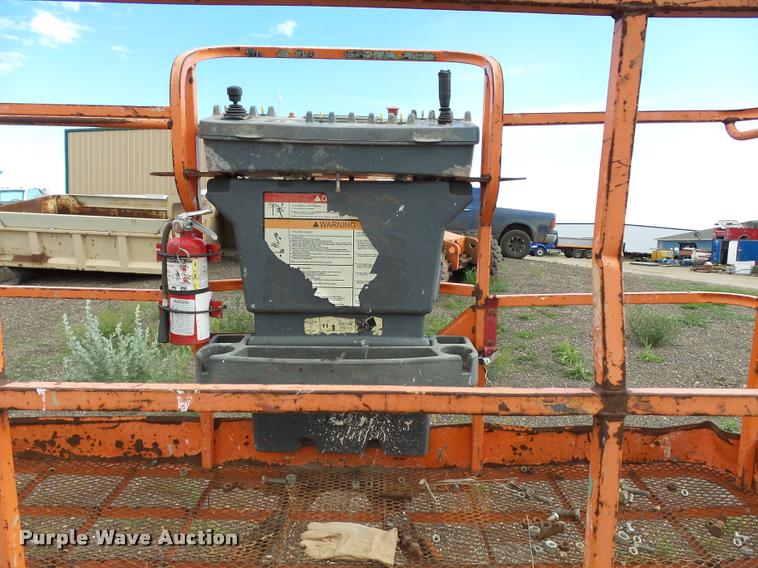 image for item DA3559 2008 JLG 660SJ boom lift