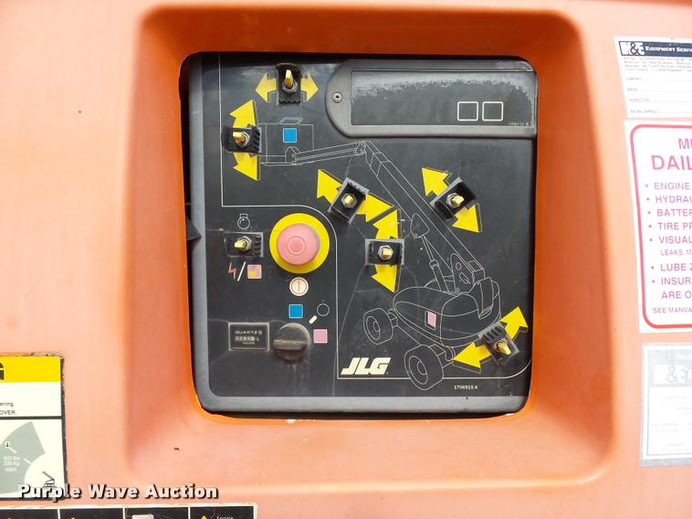 image for item DA3559 2008 JLG 660SJ boom lift