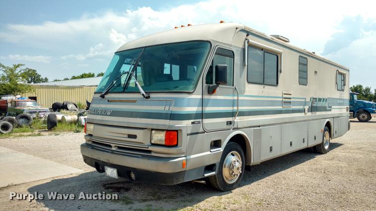 image for item DA5639 1994 Pace Arrow Fleetwood RV