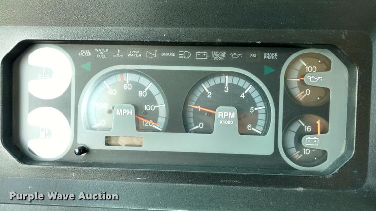 image for item DA5639 1994 Pace Arrow Fleetwood RV