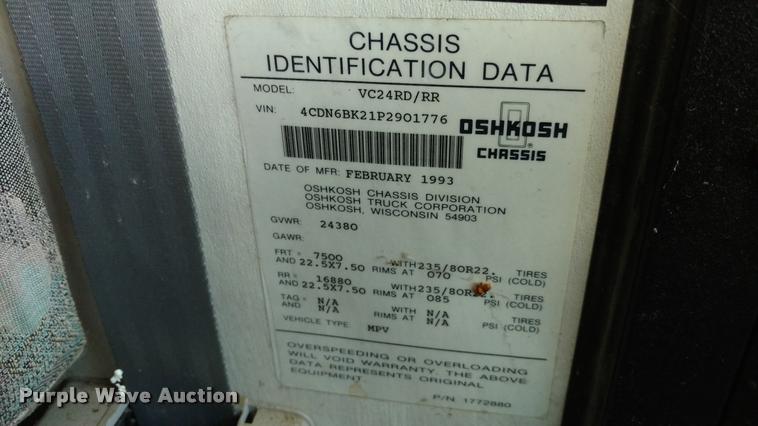 image for item DA5639 1994 Pace Arrow Fleetwood RV