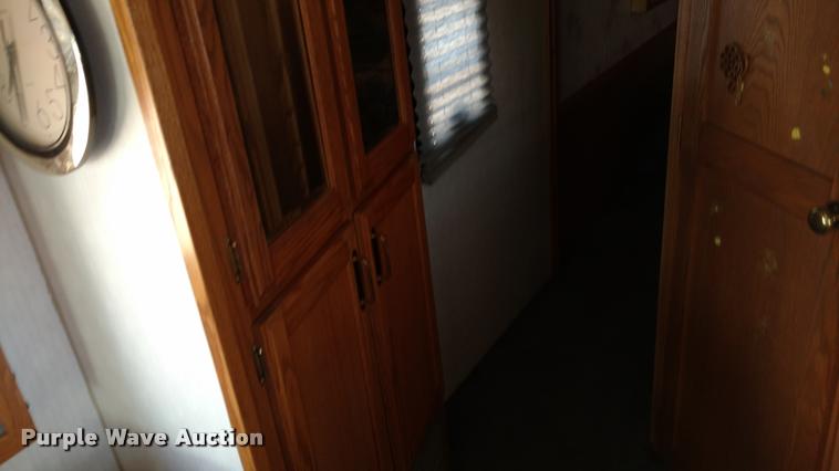 image for item DA5639 1994 Pace Arrow Fleetwood RV