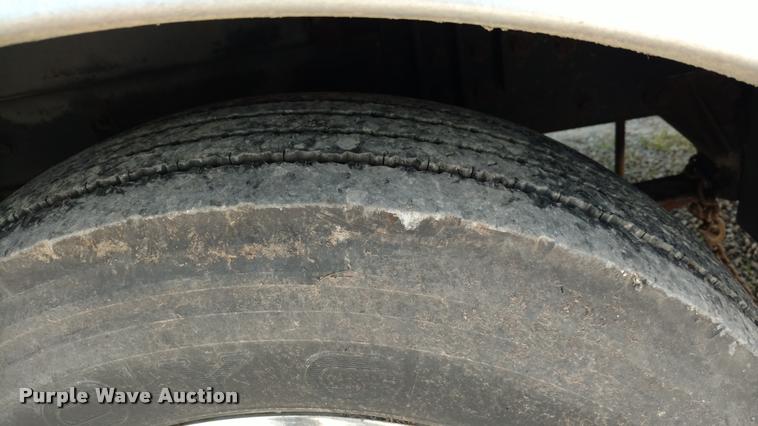 image for item DA5639 1994 Pace Arrow Fleetwood RV