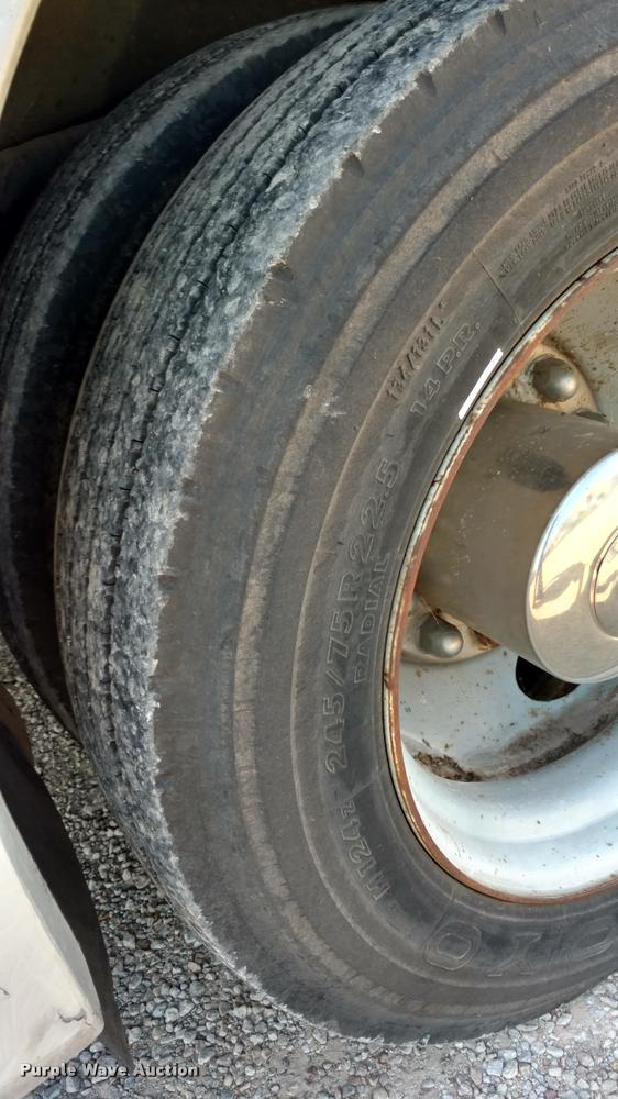 image for item DA5639 1994 Pace Arrow Fleetwood RV