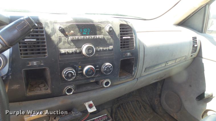 image for item DA7992 2008 Chevrolet Silverado 2500 Ext. Cab pickup truck