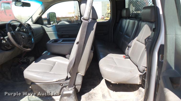 image for item DA7992 2008 Chevrolet Silverado 2500 Ext. Cab pickup truck