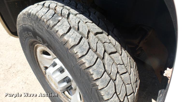 image for item DA7992 2008 Chevrolet Silverado 2500 Ext. Cab pickup truck